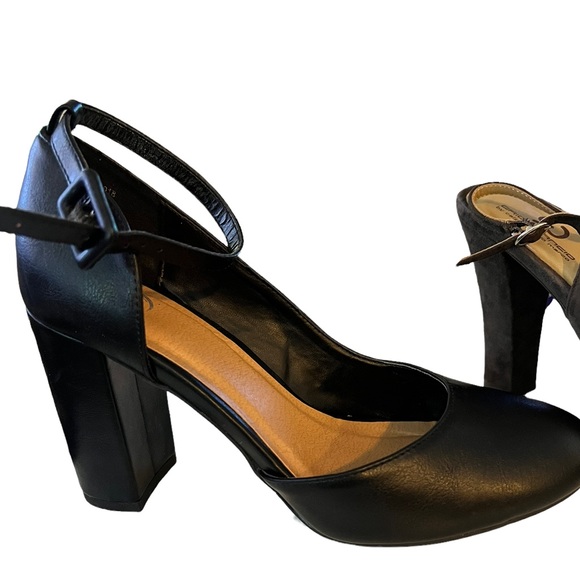 Journee Collection Comfort Foam Raveen Pumps, black, Size 7.5 - Picture 2 of 11